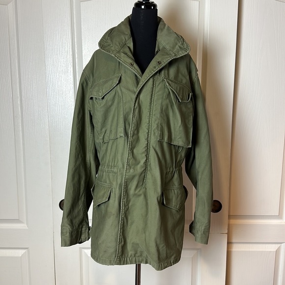 Other - VINTAGE AUTHENTIC MILITARY ISSUE HEAVY FIELD UTILITY JACKET COLD WEATHER